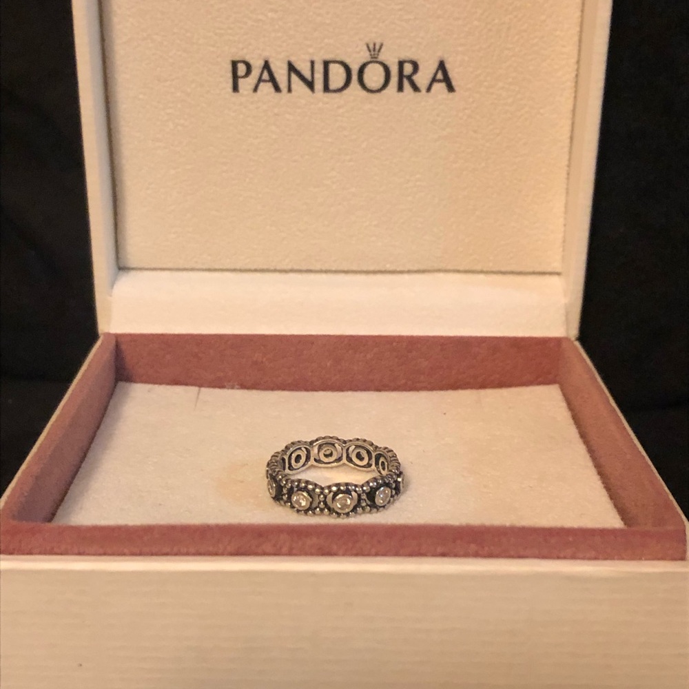 Pandora Ring